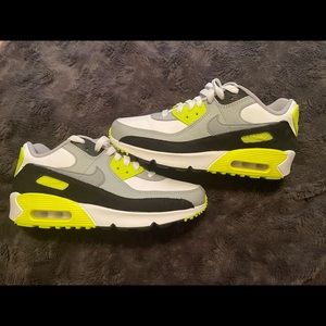 Green Nike air max